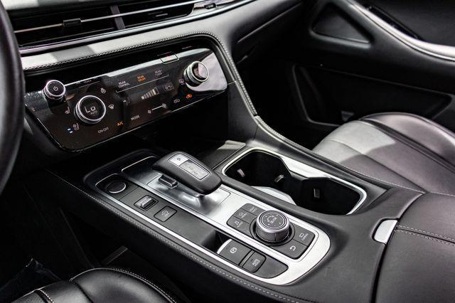 Photo of 2024 Majestic White INFINITI QX60