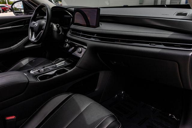 Photo of 2024 Majestic White INFINITI QX60