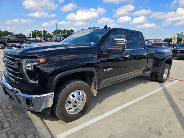 Photo of 2024 Black Chevrolet Silverado 3500