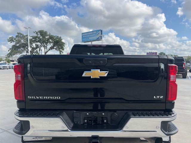 Photo of 2024 Black Chevrolet Silverado 3500