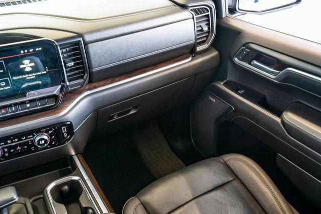 Photo of 2022 Pacific Blue Metallic GMC Sierra 1500