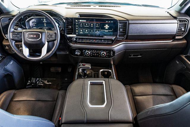 Photo of 2022 Pacific Blue Metallic GMC Sierra 1500