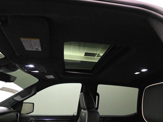 Photo of 2023 Summit White GMC Sierra 1500