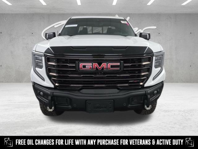 Photo of 2023 Summit White GMC Sierra 1500