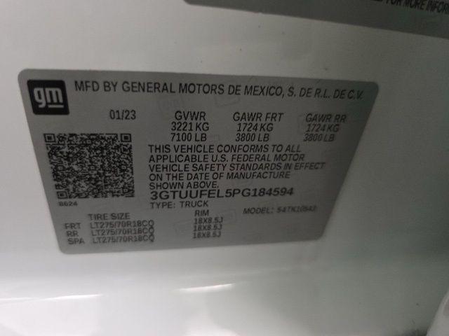 Photo of 2023 Summit White GMC Sierra 1500