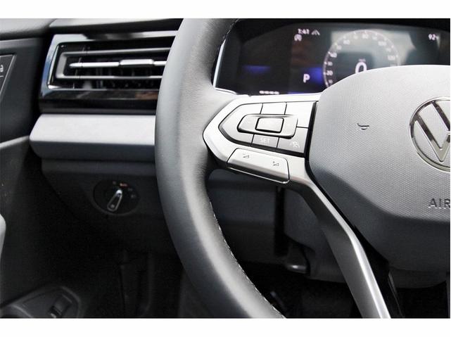 Photo of 2025 Pyrite Silver Metallic Volkswagen Jetta