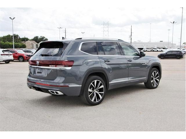 Photo of 2025 Pure Gray Volkswagen Atlas