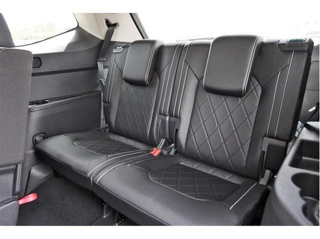 Photo of 2025 Pure Gray Volkswagen Atlas