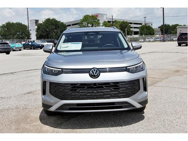 Photo of 2025 Pyrite Silver Metallic Volkswagen Tiguan