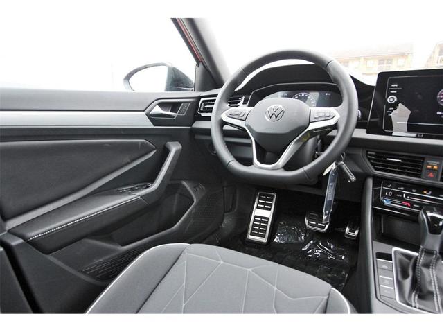 Photo of 2025 Kings Red Metallic Volkswagen Jetta