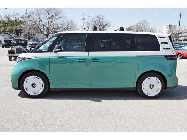 Photo of 2025 Mahi Green Metallic - Candy White Volkswagen ID. Buzz