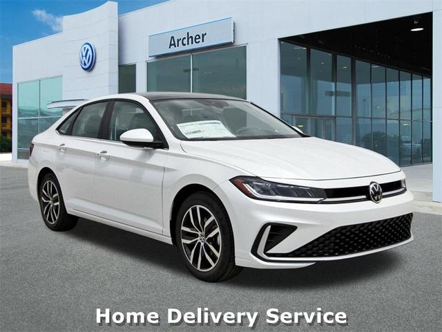 Photo of 2025 Opal White Pearl Effect Volkswagen Jetta