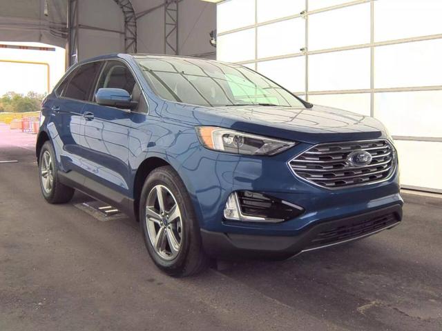 Photo of 2022 Blue Ford Edge