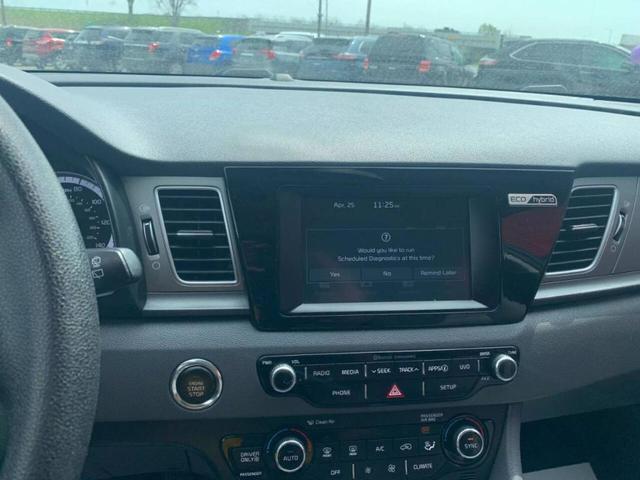Photo of 2018 Blue Kia Niro