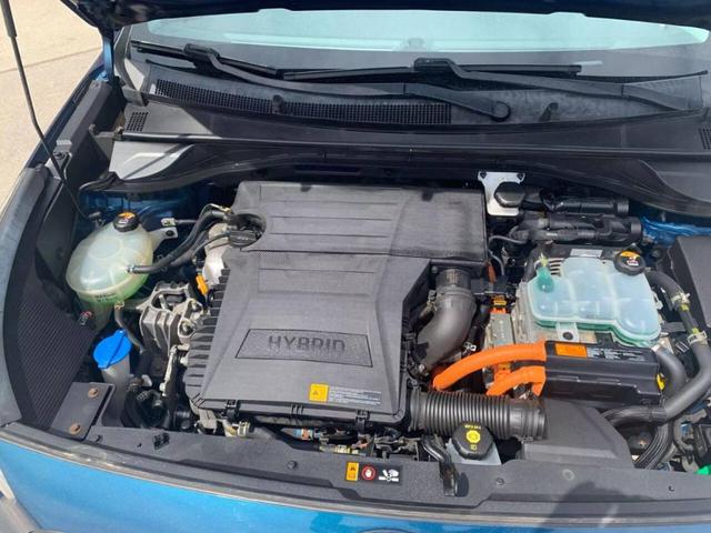 Photo of 2018 Blue Kia Niro