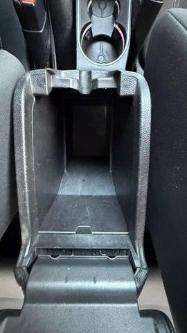 Photo of 2016 Silver Ford Fiesta
