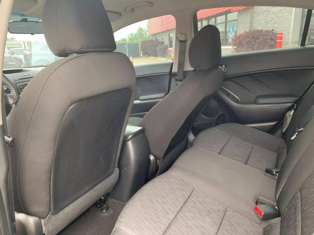 Photo of 2016 Black Kia Forte