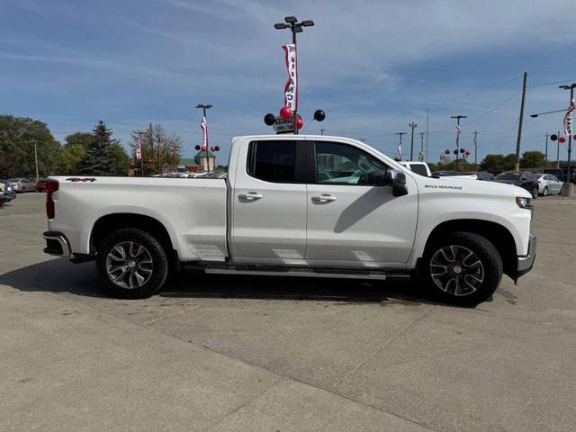 Photo of 2019 White Chevrolet Silverado 1500