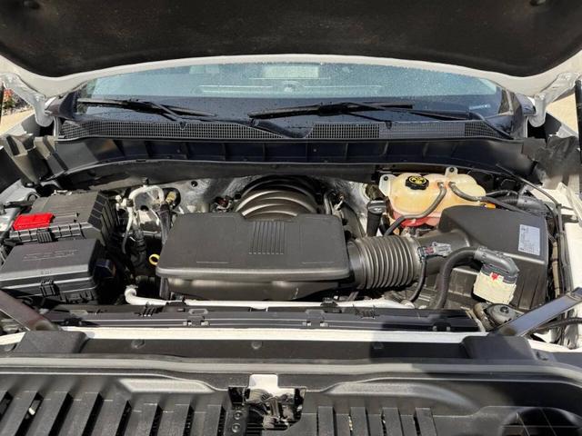 Photo of 2019 White Chevrolet Silverado 1500