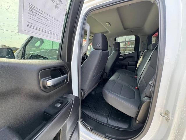 Photo of 2019 White Chevrolet Silverado 1500