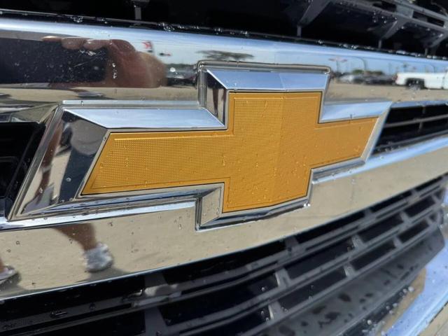Photo of 2019 White Chevrolet Silverado 1500