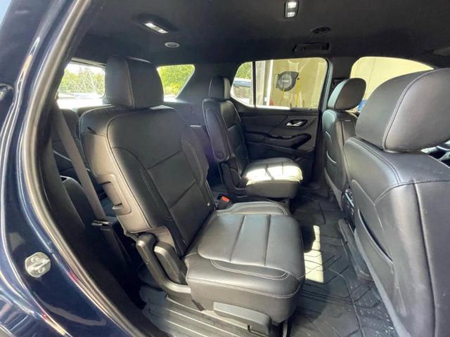 Photo of 2023 Blue Chevrolet Traverse
