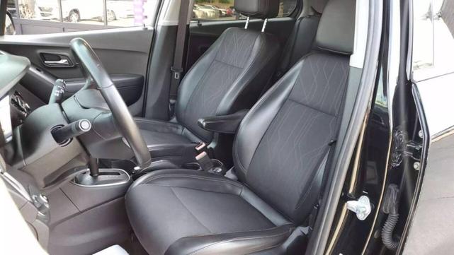 Photo of 2017 Black Chevrolet Trax