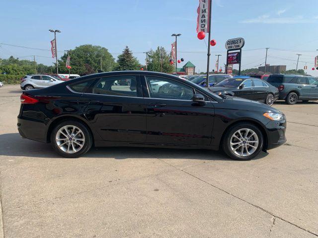 Photo of 2019 Black Ford Fusion