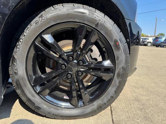 Photo of 2014 Black Dodge Charger