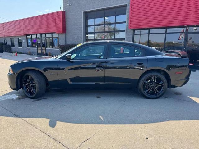 Photo of 2014 Black Dodge Charger