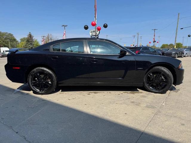 Photo of 2014 Black Dodge Charger