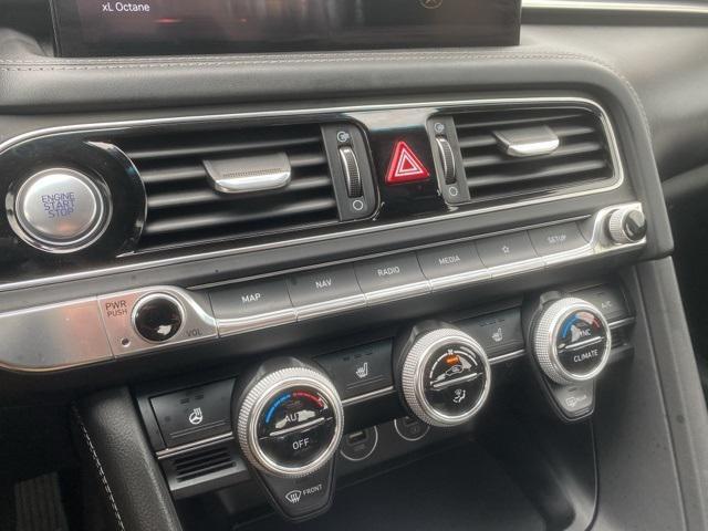 Photo of 2023 Makalu Gray Genesis G70