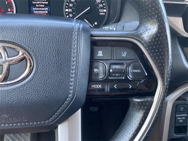 Photo of 2022 White Toyota Tundra