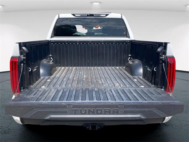 Photo of 2022 White Toyota Tundra