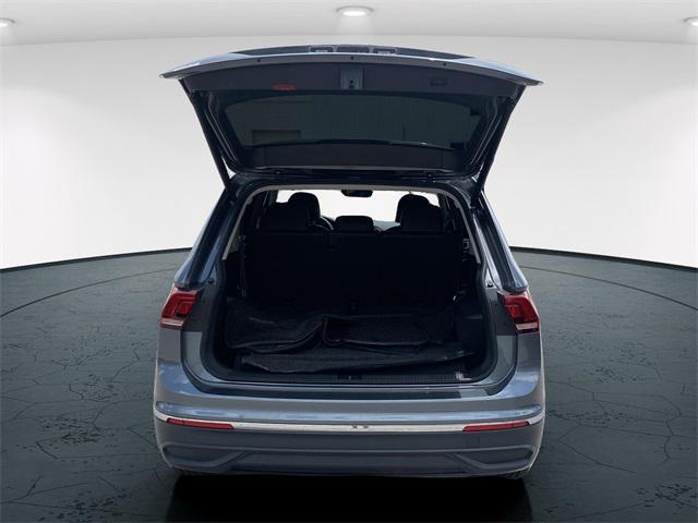 Photo of 2024 Platinum Gray Metallic Volkswagen Tiguan