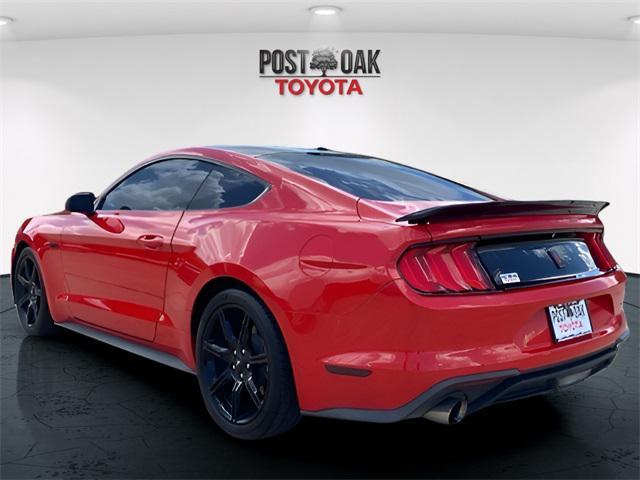 Photo of 2019 Race Red Ford Mustang