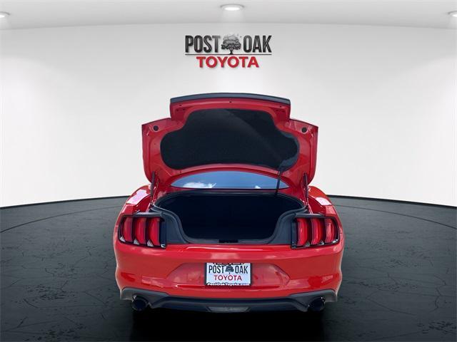 Photo of 2019 Race Red Ford Mustang