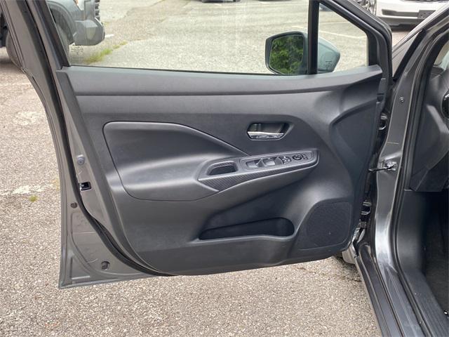 Photo of 2024 Gun Metallic Nissan Versa