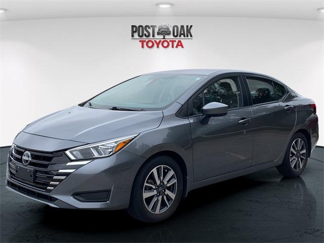Photo of 2024 Gun Metallic Nissan Versa