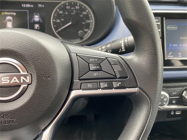 Photo of 2024 Gun Metallic Nissan Versa