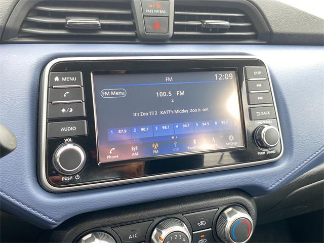 Photo of 2024 Gun Metallic Nissan Versa