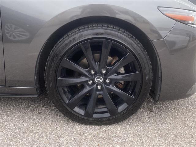 Photo of 2021 Machine Gray Metallic Mazda Mazda3