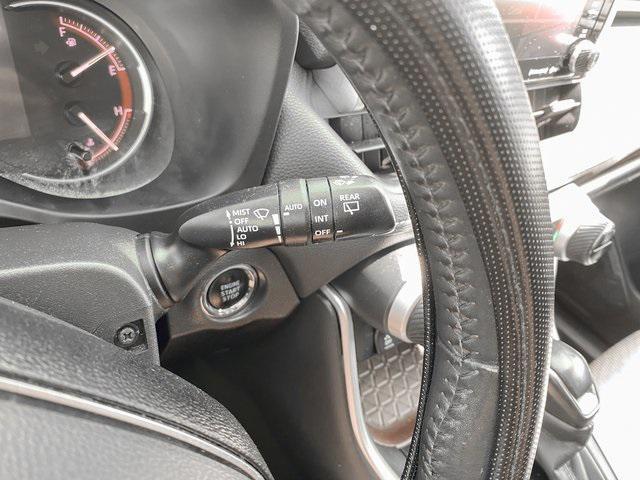 Photo of 2019 Blizzard Pearl Toyota RAV4