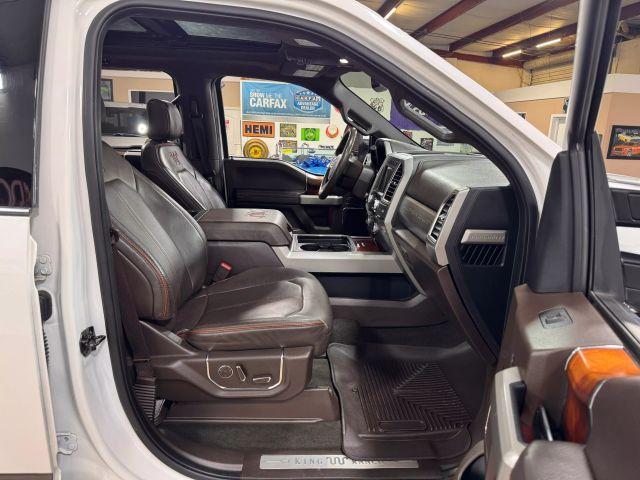 Photo of 2017 White Ford F-250