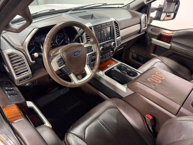 Photo of 2017 White Ford F-250