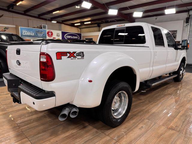 Photo of 2016 White Ford F-350