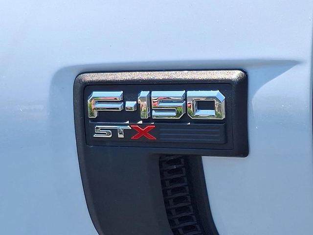 Photo of 2022 Oxford White Ford F-150