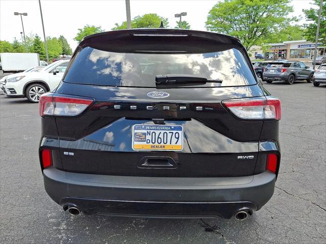 Photo of 2022 Agate Black Metallic Ford Escape