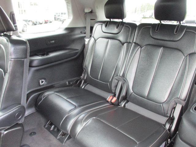 Photo of 2022 Baltic Gray Metallic Clearcoat Jeep Grand Cherokee L