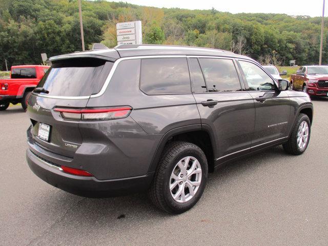 Photo of 2022 Baltic Gray Metallic Clearcoat Jeep Grand Cherokee L
